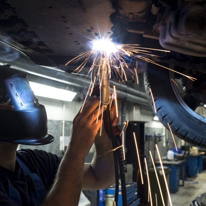 welding-a-car-chassis-1024x684